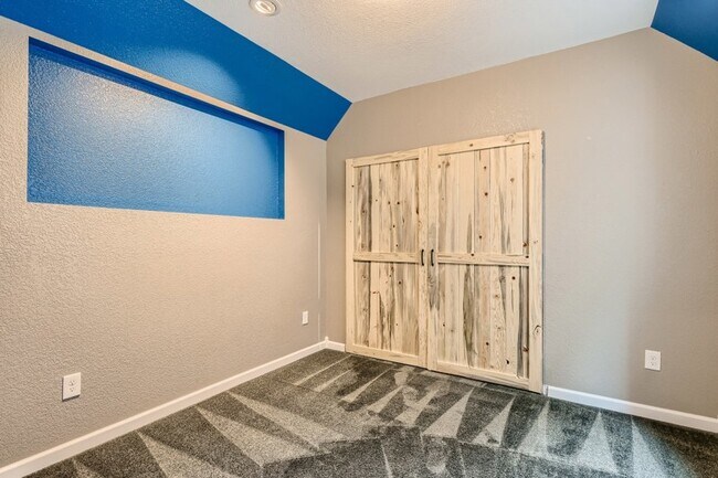 Building Photo - 3830 Blackwood Ln