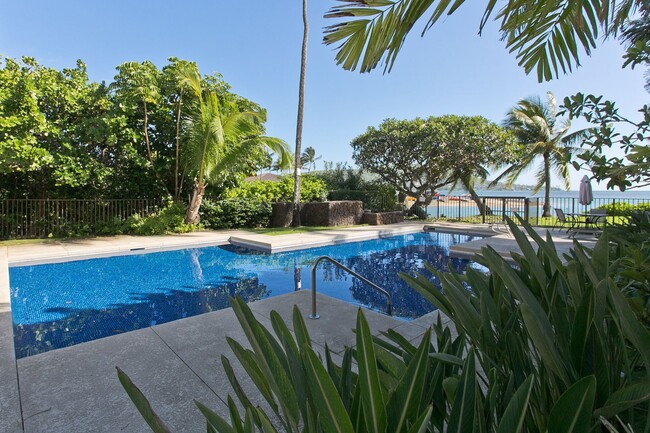 Building Photo - 117C Maunalua Ave
