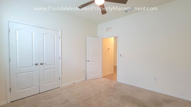 Building Photo - PET FRIENDLY LAKEWOOD RANCH 4 BED/2 BATH H...