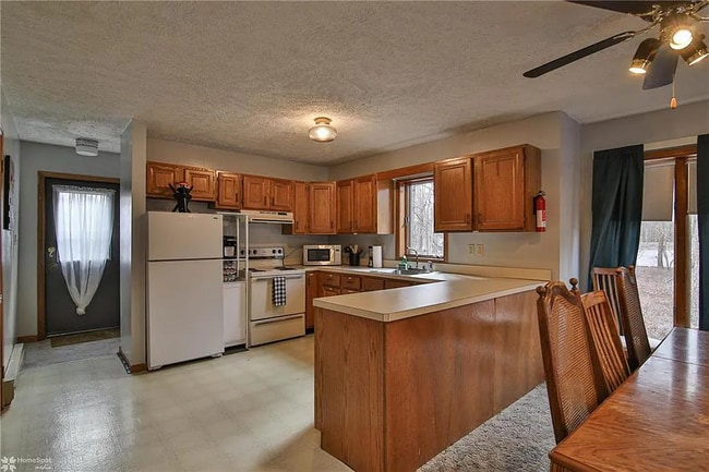 Building Photo - 267 Brier Crest Rd