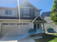 Building Photo - F7216