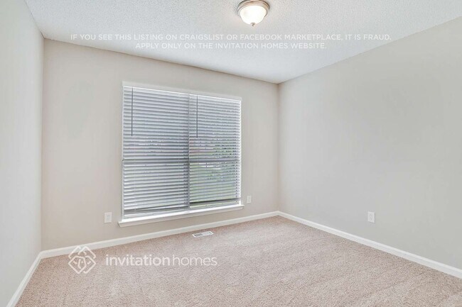 Building Photo - 135 Carrera Rd