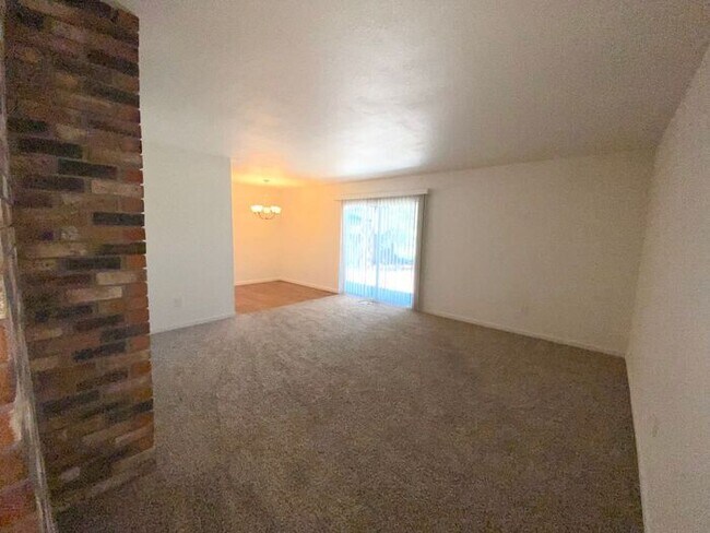 Building Photo - SE Reno Single Story House - Beautiful Pastoral/Mountain Views