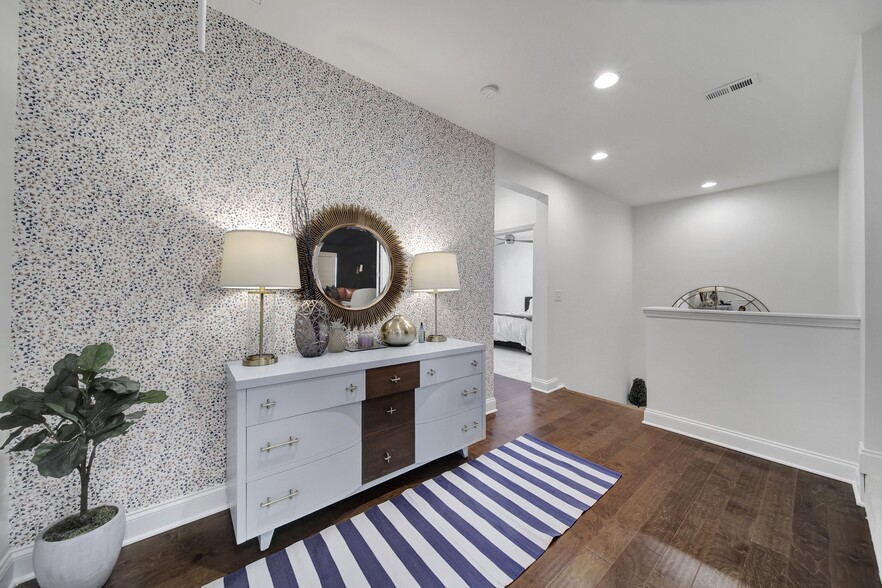 Building Photo - 16404 Stonecrop Landing Ln