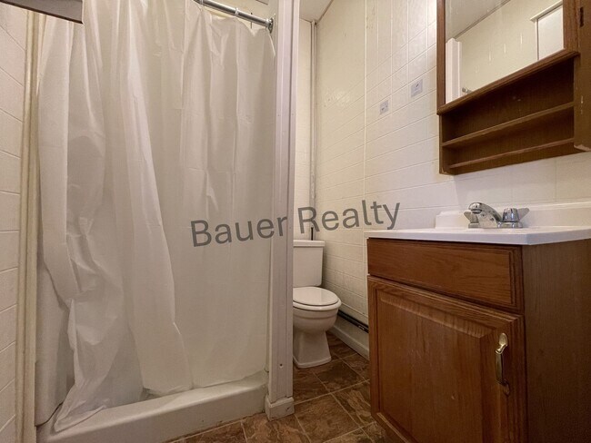 Building Photo - ad108