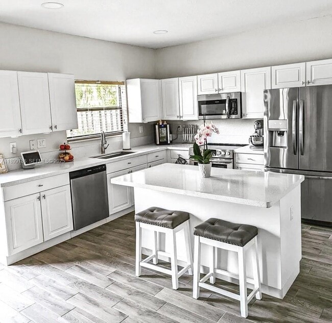 Building Photo - 11239 SW 243 Terrace