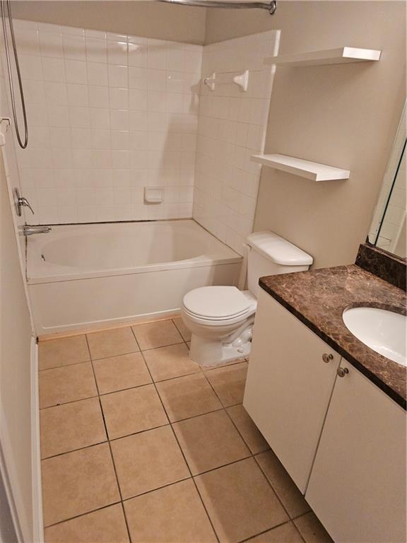 Building Photo - 10 Perimeter Summit Blvd