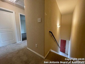 Building Photo - 6207 Golden Valley Dr