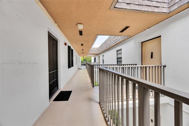 Building Photo - 8261 SW 128th St