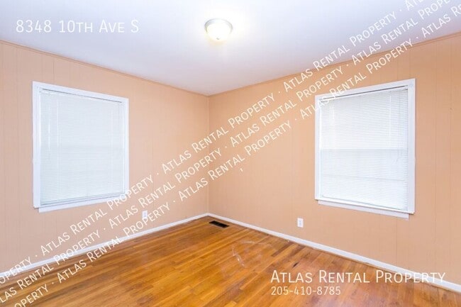 Building Photo - 8348 10th Ave S