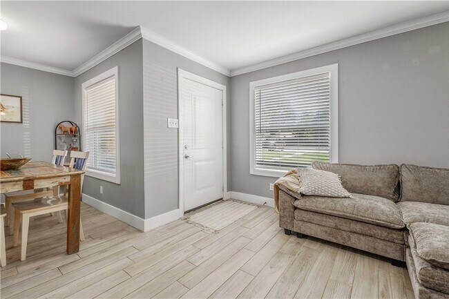 Building Photo - 1211 April Bloom