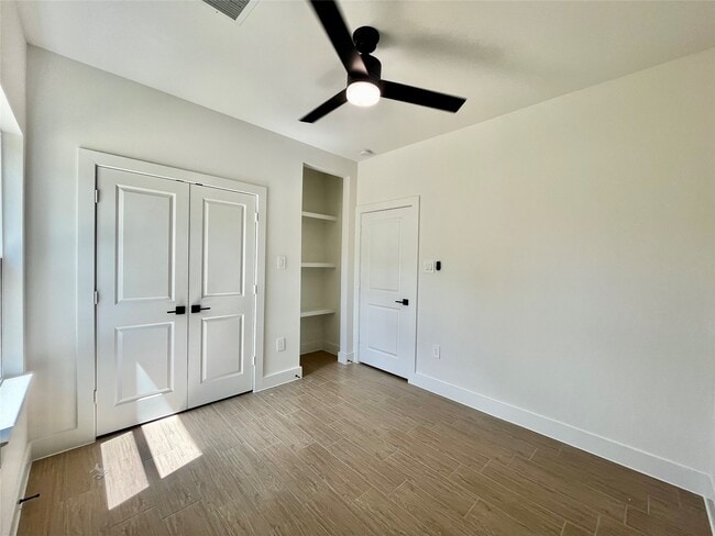 Building Photo - 5710 Delmack St