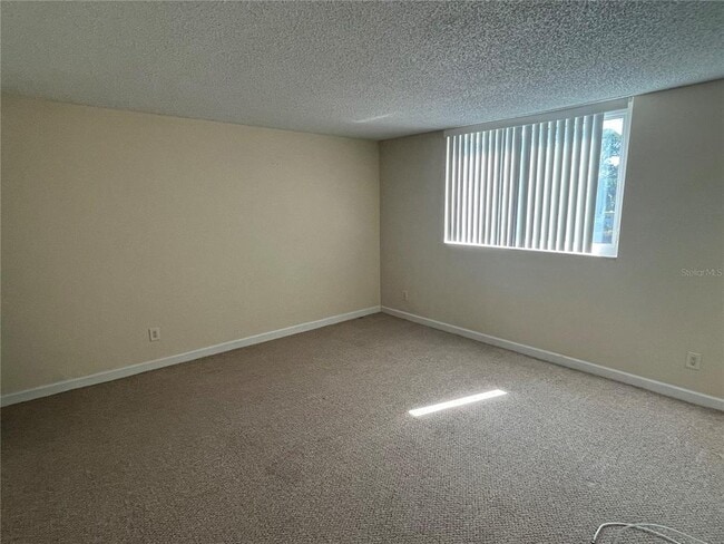 Building Photo - 2630 Coconut Bay Ln