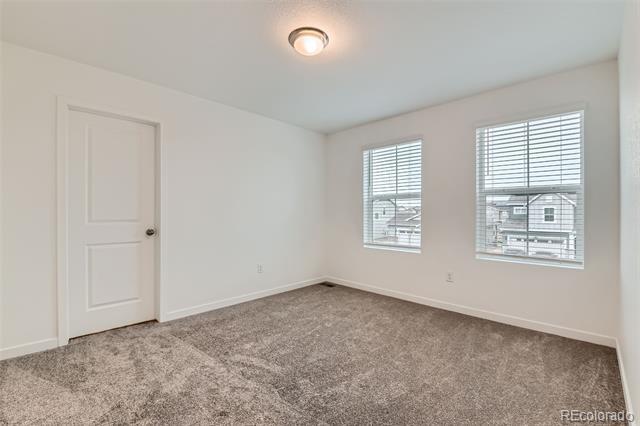 Building Photo - 4858 Astor Pl