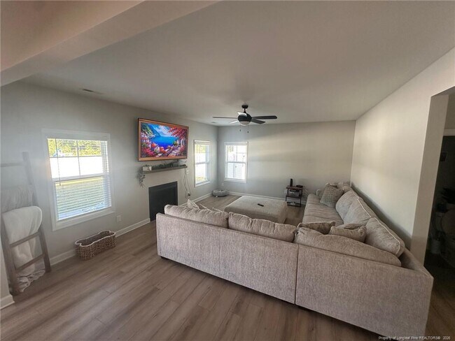 Building Photo - 184 Watercress Ln