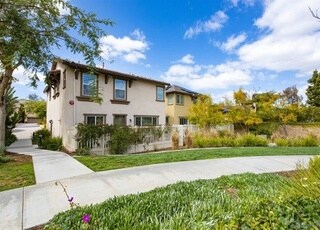 Building Photo - Moonlight House