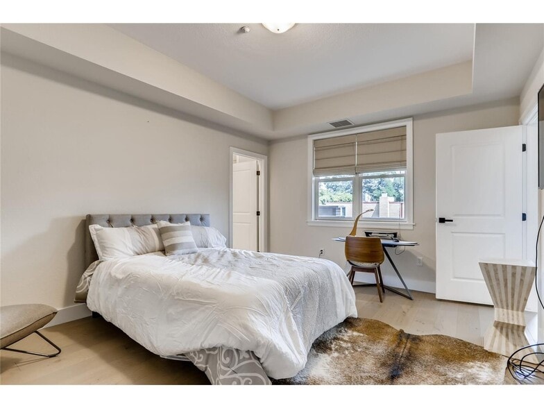 Building Photo - 2200 S University Blvd