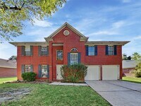 Building Photo - 2908 Cambridge Circus