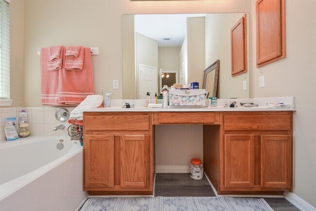 Building Photo - 24810 Sageford Ct