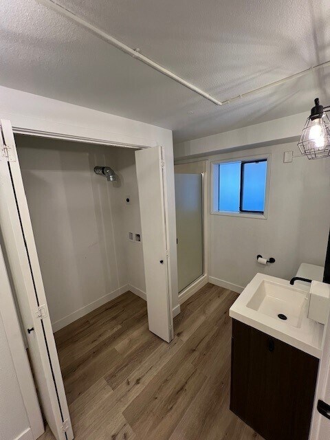 Building Photo - 1185 E Grover St