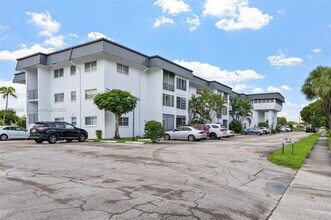 Building Photo - 4880 NW 22nd St