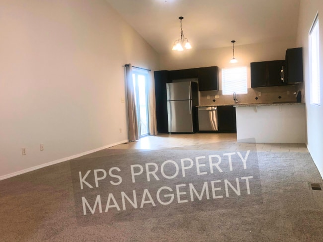 Building Photo - 12624 Willowgreen Cir