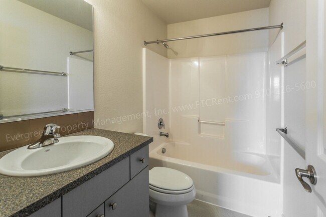 Building Photo - 2173 35th Ave Ct