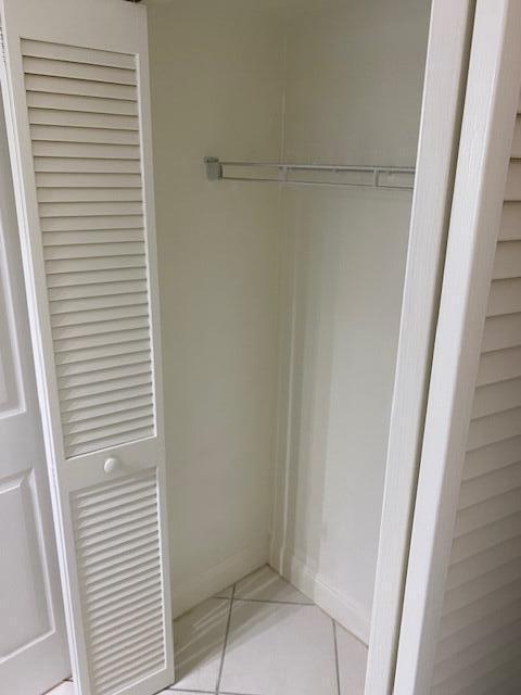 Building Photo - 1212 Vista Oaks Cir NE