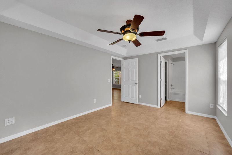 Building Photo - 4729 White Bay Cir