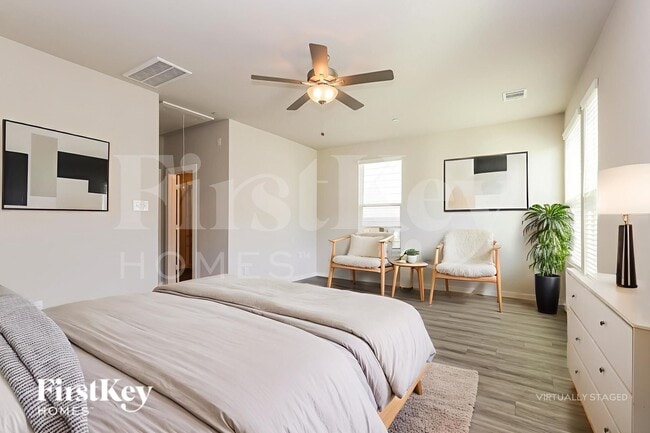 Building Photo - 18314 W Centro Cir