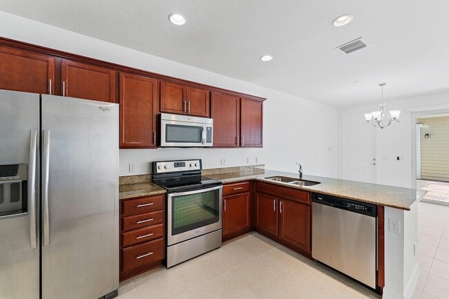 Building Photo - 1130 Sweet Hill Dr