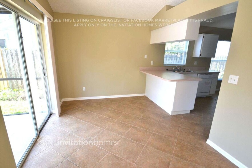 Building Photo - 10002 Cedar Dune Dr