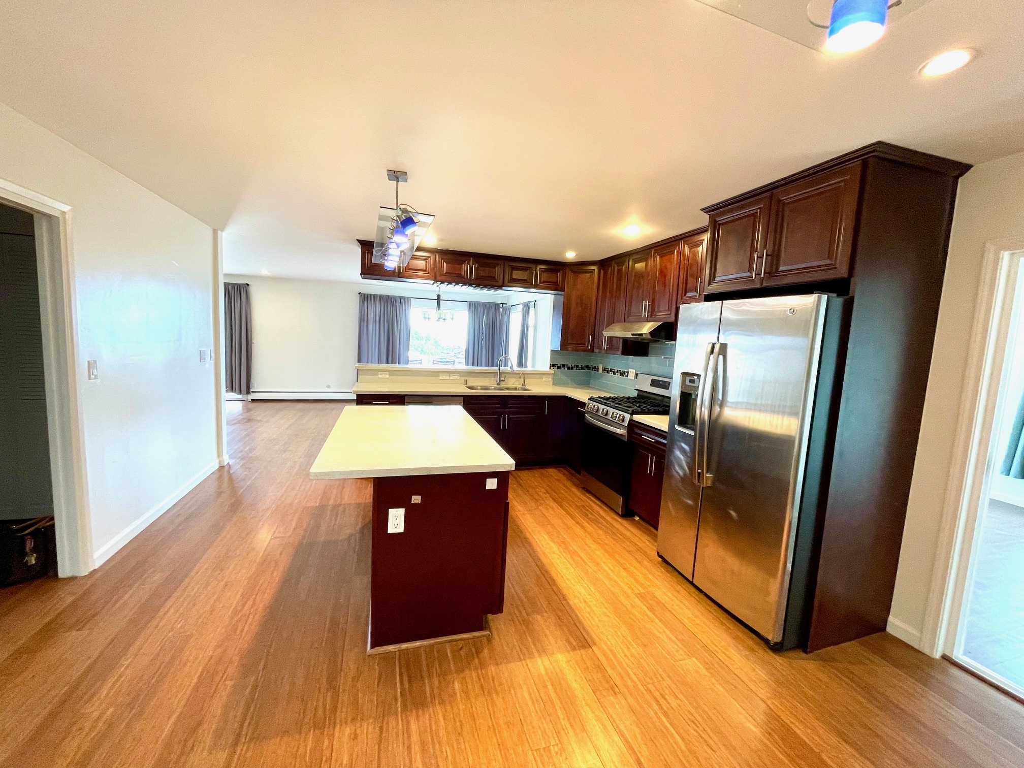 Kitchen with lsland - 940 Stoney Ct