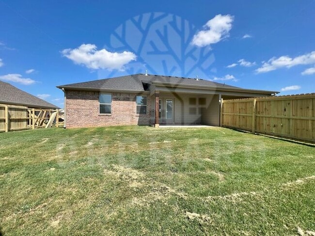 Building Photo - Tontitown | Dalton Plan- 3 Bed/ 2 Bath w/ ...