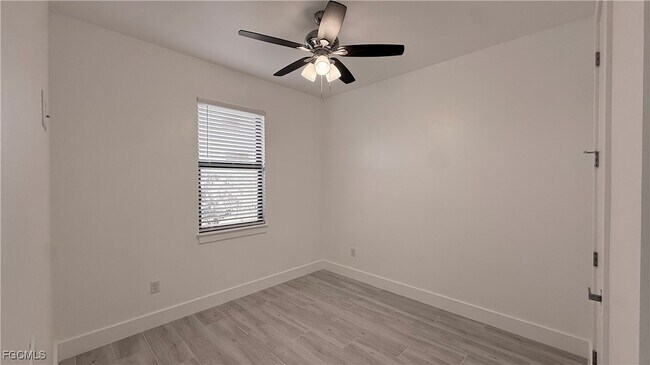 Building Photo - 2104 NE 16th Terrace