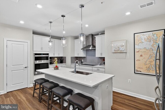 Building Photo - 21630 Hawksbill High Cir