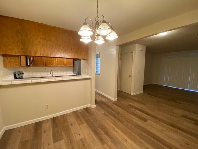 dining room - 1501 Woodlake Dr