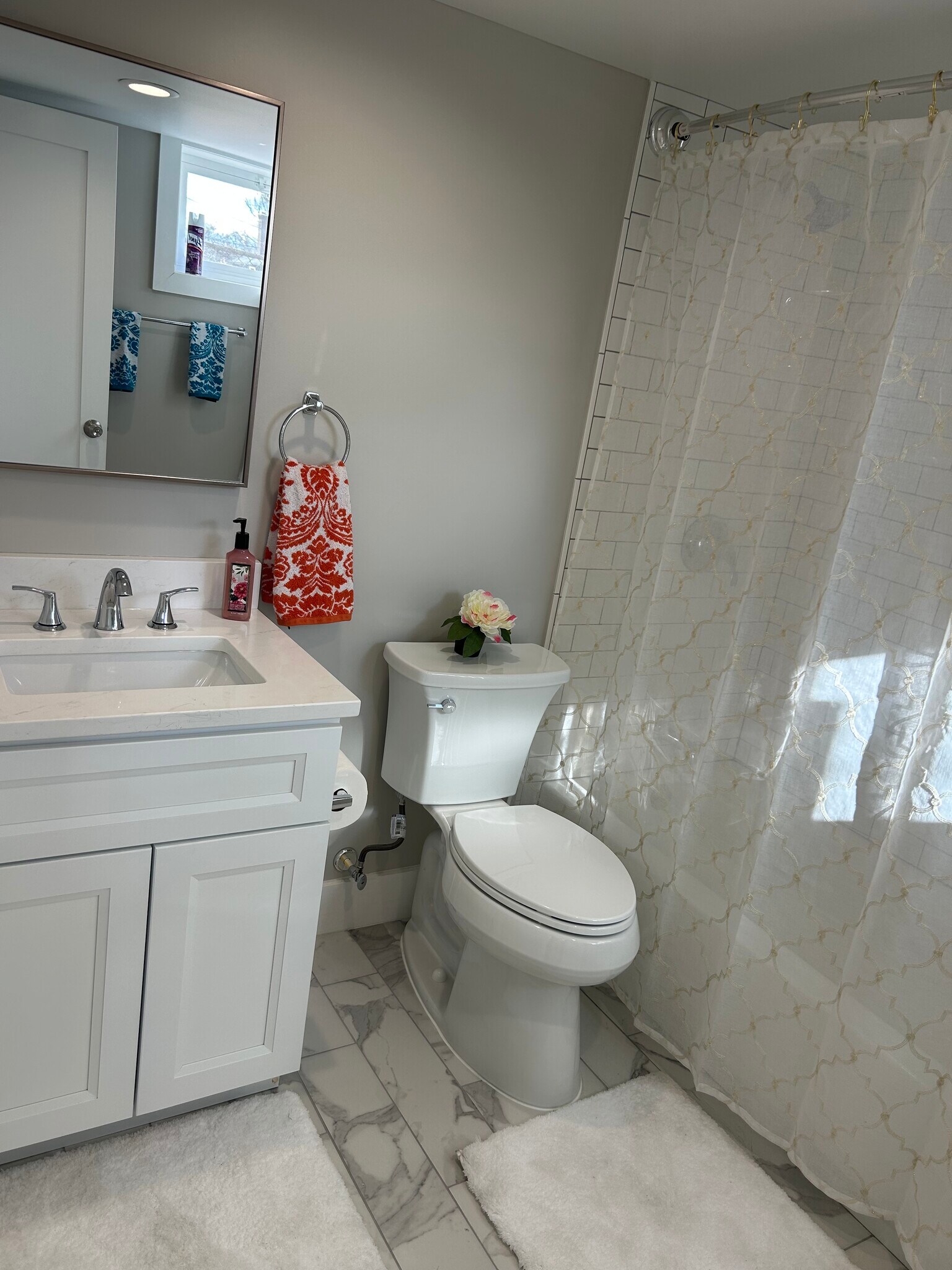 Bathroom - 1516 Hamilton St NW