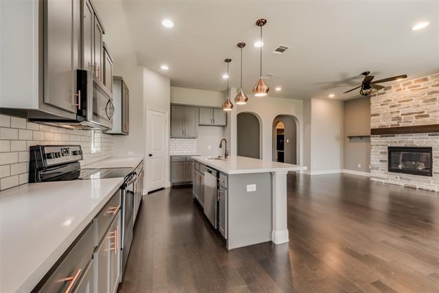 Building Photo - 15404 Pioneer Bluff Trail