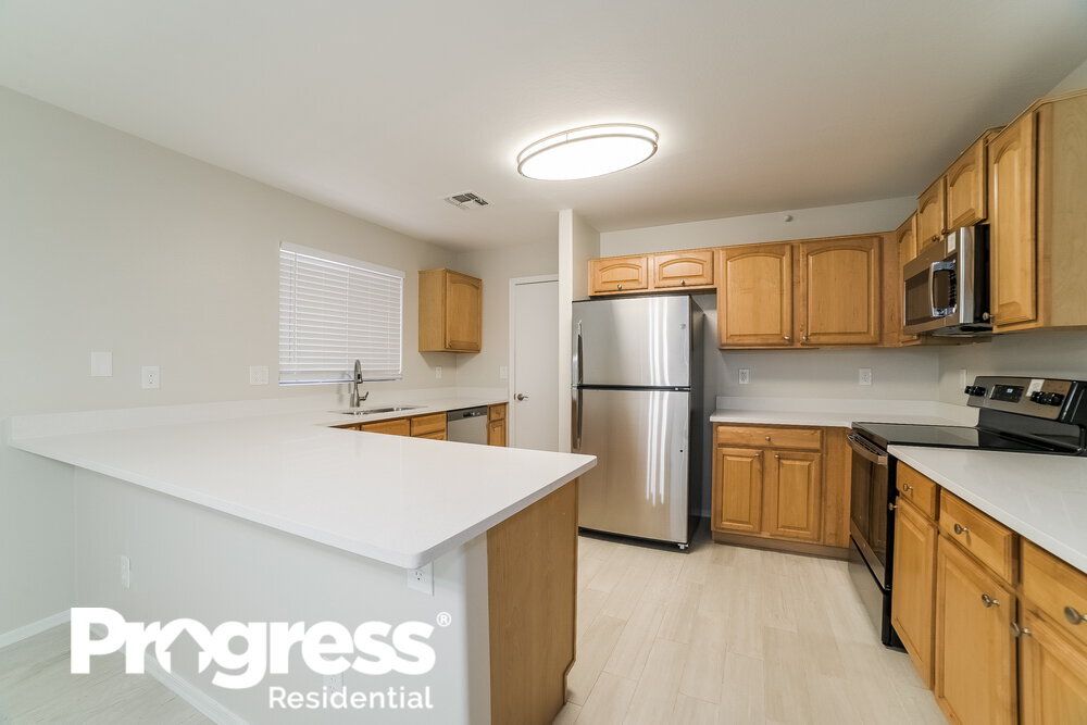 Building Photo - 6815 N 129th Dr