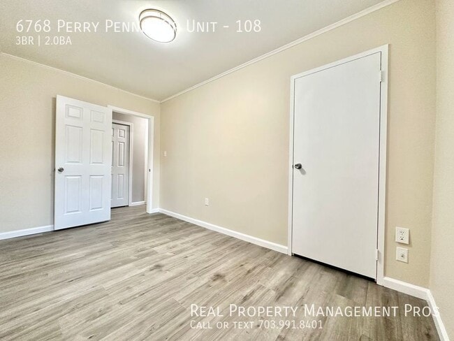 Building Photo - 6768 Perry Penney Dr