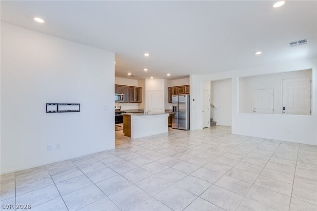 Building Photo - 9858 W Meranto Ave