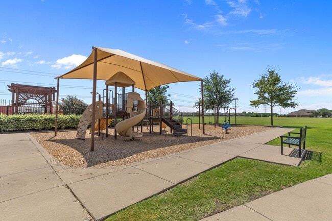 Building Photo - Beautiful Home In Exemplary Mansfield ISD