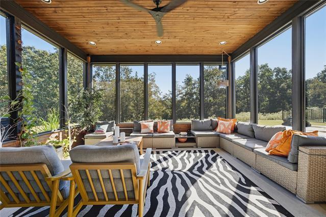 Building Photo - 8701 Zebra Crossing