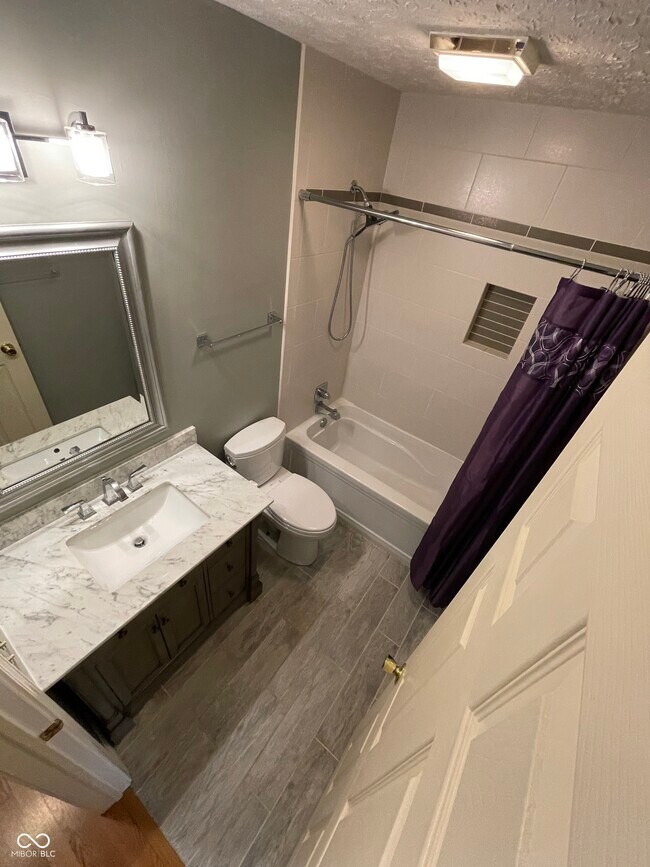 Building Photo - 11135 Founders Pl