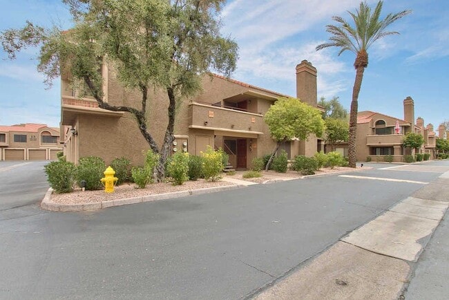 Building Photo - 5122 E Shea Blvd