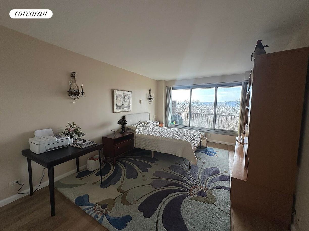 Building Photo - 4455-4465 Douglas Ave