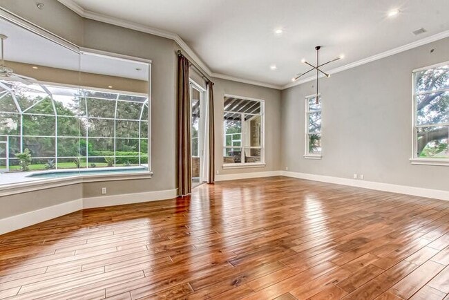 Building Photo - Stunning 5-Bedroom Pool Home on Nearly 2 Acres!