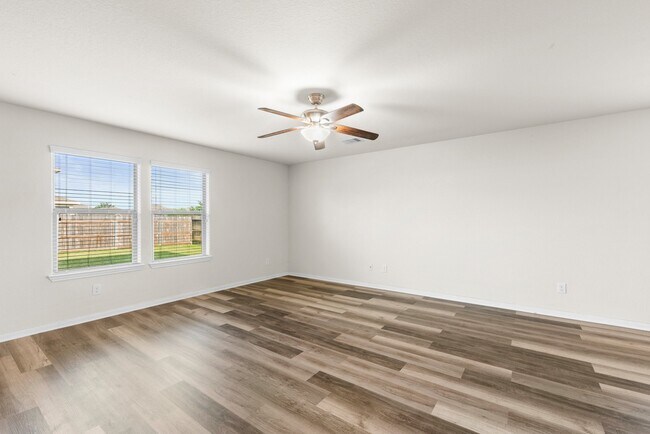 Building Photo - 15406 Grand Sage Dr