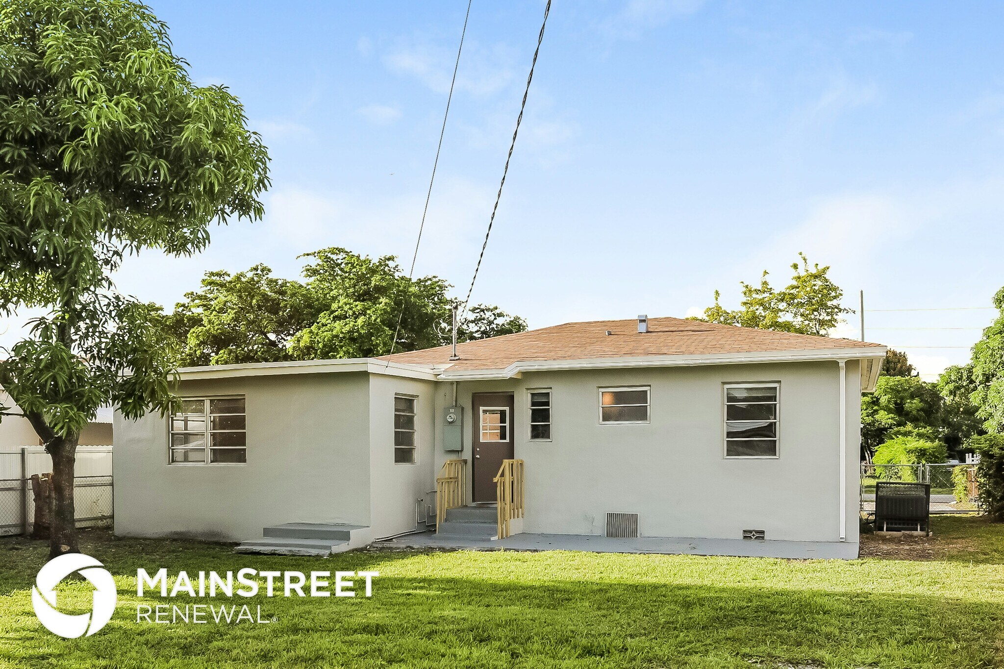 Building Photo - 2910 NW 70th Terrace